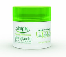 Simple Simple Vital Vitamin Day Cream with SPF 15